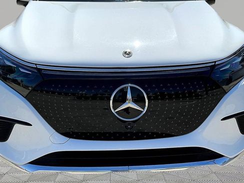 Used 2023 Mercedes-Benz EQS 450+ SUV image 33