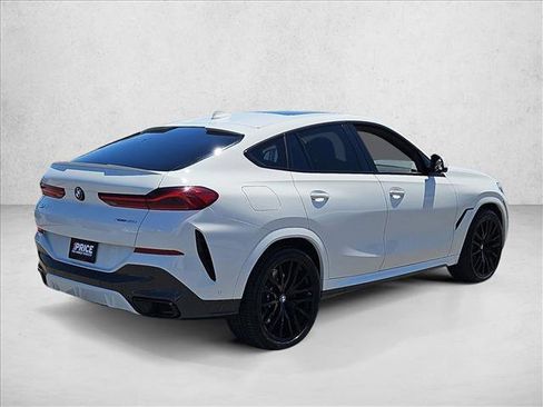 Used 2021 BMW X6 xDrive40i w/ M Sport Package AWD/4WD image 5