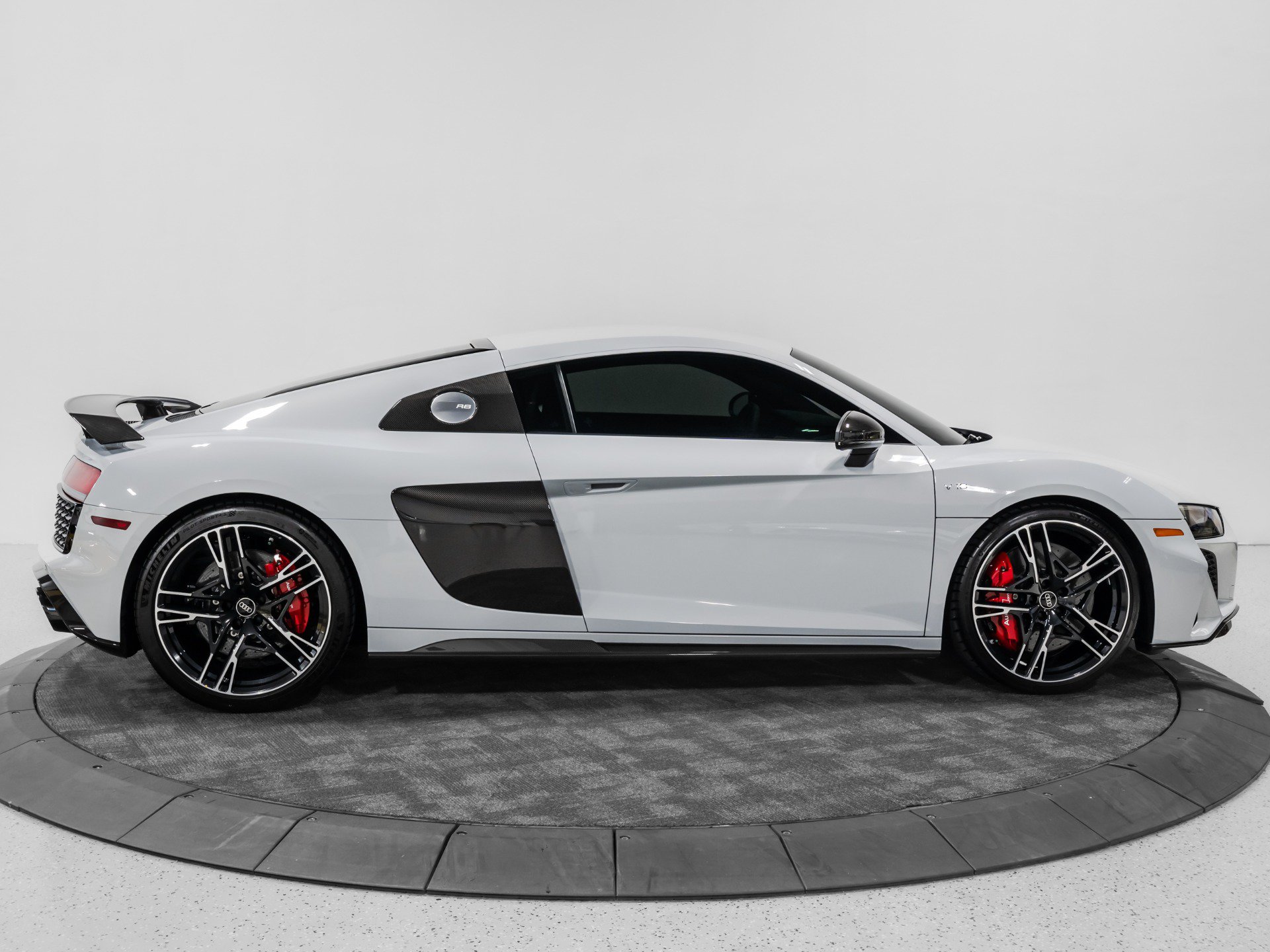 Used 2023 Audi R8 V10 performance AWD/4WD image 10