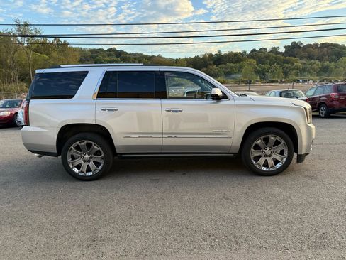 Used 2015 GMC Yukon Denali w/ Premium Package image 4