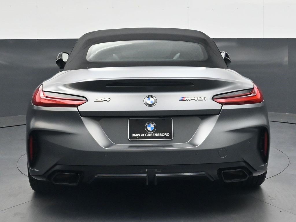 Used 2021 BMW Z4 M40i w/ Executive Package RWD image 5
