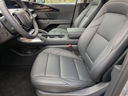 New 2026 Lincoln Nautilus Premier w/ Jet Appearance Package image 17