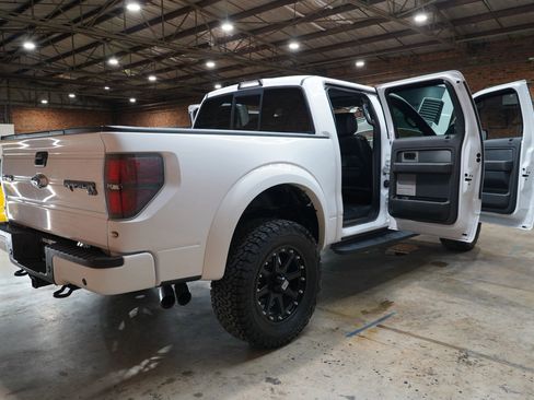 Used 2014 Ford F150 Raptor w/ Equipment Group 801A Luxury image 29