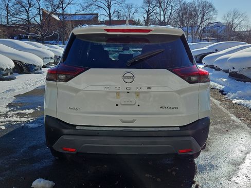 Certified 2023 Nissan Rogue SV w/ SV Premium Package image 5