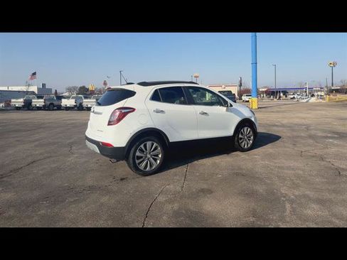 Used 2020 Buick Encore Preferred image 8