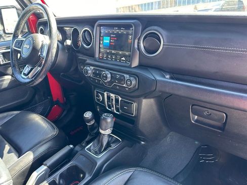 Used 2020 Jeep Gladiator Overland image 20