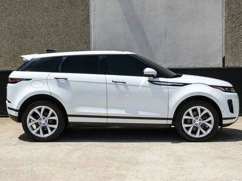 Used 2020 Land Rover Range Rover Evoque SE AWD/4WD image 9