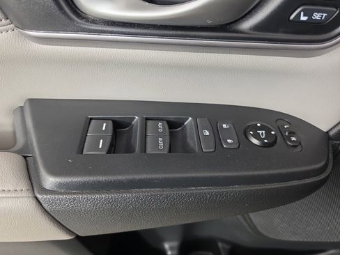 Used 2017 Honda CR-V EX-L image 20