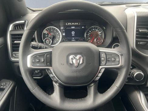Used 2025 RAM 1500 Big Horn AWD/4WD image 18