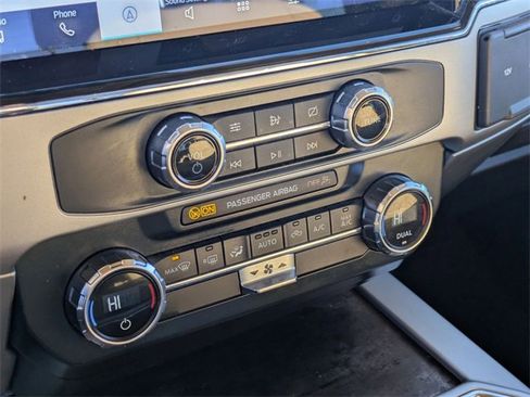 Used 2022 Ford F350 Lariat w/ Tremor Off-Road Package image 24