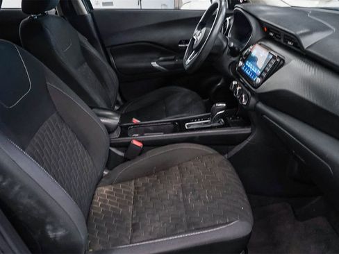 Used 2023 Nissan Kicks SV image 15