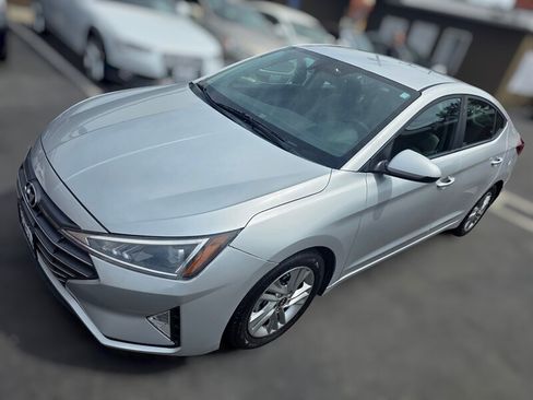 Used 2019 Hyundai Elantra SEL FWD image 3