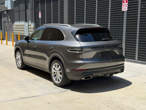 Used 2019 Porsche Cayenne AWD/4WD image 6