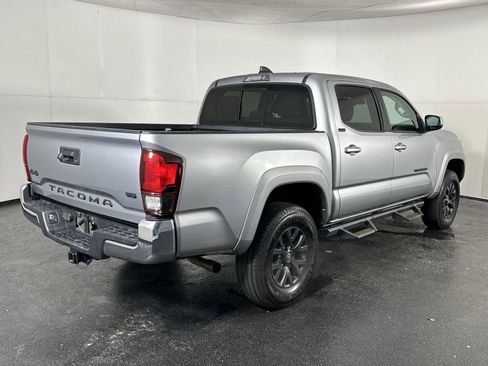 Used 2020 Toyota Tacoma SR5 image 8