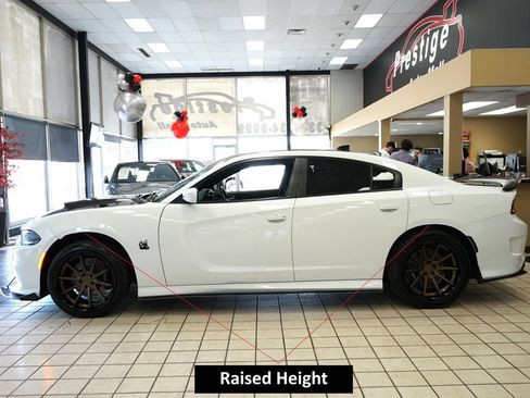 Used 2020 Dodge Charger Scat Pack w/ Plus Group RWD image 3