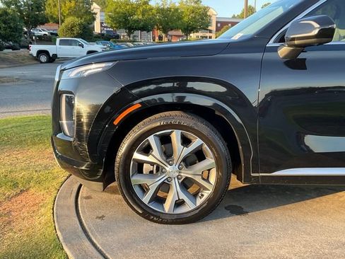 Used 2022 Hyundai Palisade Limited FWD image 12
