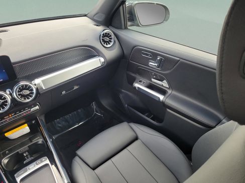 Certified 2025 Mercedes-Benz GLB 250 image 14