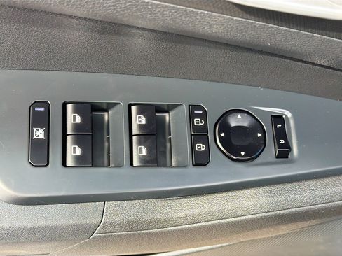 Used 2026 Kia Sportage S AWD/4WD image 15