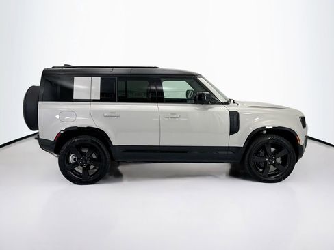 New 2026 Land Rover Defender 110 X-Dynamic SE AWD/4WD image 4