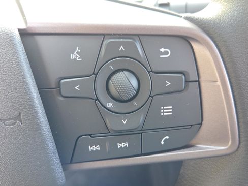 New 2026 Nissan Sentra SV w/ Floor Mat Package FWD image 26
