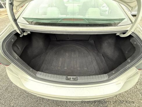 Used 2017 Hyundai Elantra SE image 20