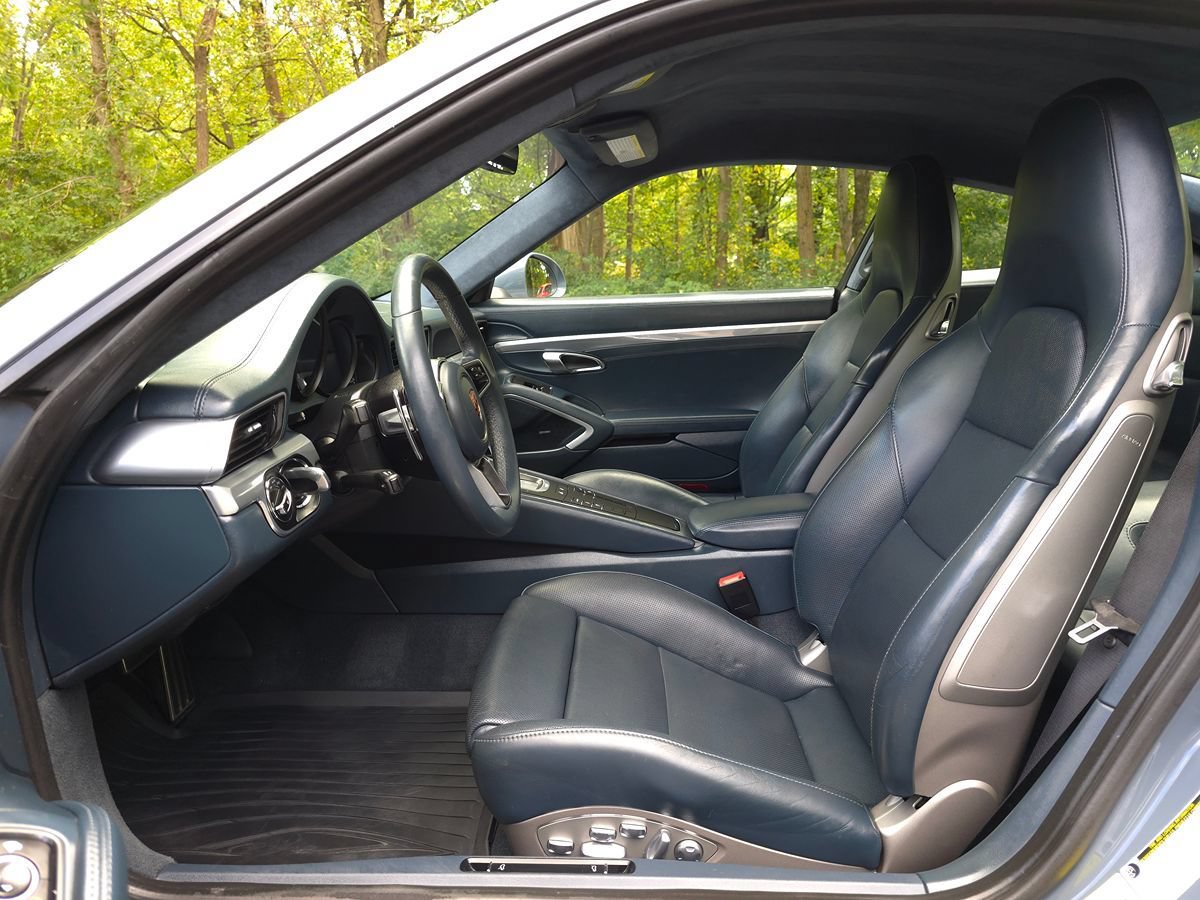 Used 2017 Porsche 911 Carrera RWD image 10