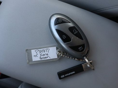 Used 2025 Hyundai Kona SEL FWD image 30