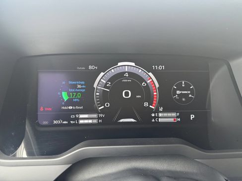 Used 2025 Toyota Tundra Platinum AWD/4WD image 24