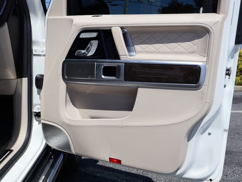 Certified 2021 Mercedes-Benz G 63 AMG 4MATIC image 27