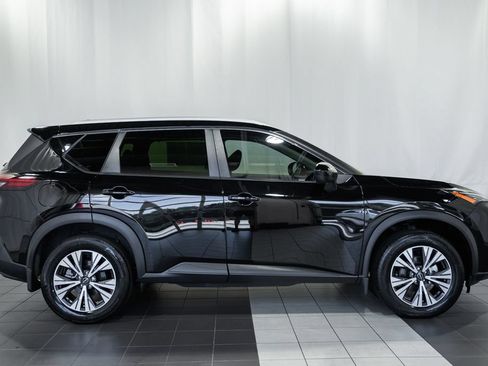 Used 2023 Nissan Rogue SV w/ SV Premium B Package AWD/4WD image 3