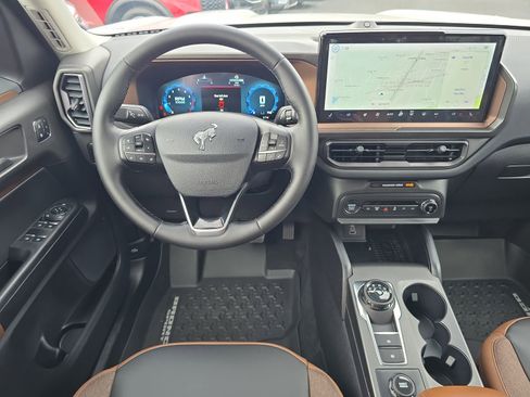 New 2025 Ford Bronco Sport Outer Banks w/ Outer Banks Tech Package+ image 9