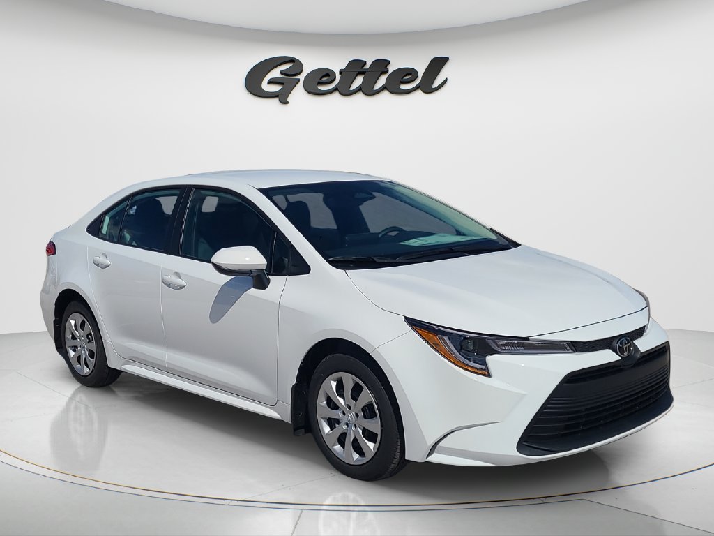 New 2027 Toyota Corolla LE FWD image 3