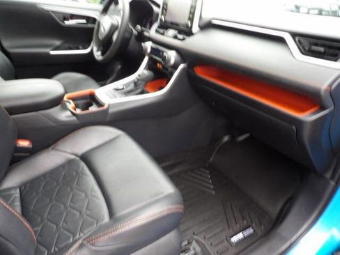 Used 2019 Toyota RAV4 Adventure image 14