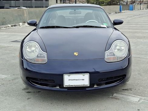 Used 2001 Porsche 911 Carrera image 6