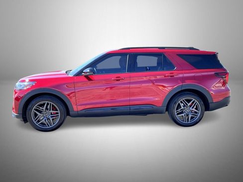 Used 2025 Ford Explorer ST w/ Sun And Sound Package AWD/4WD image 8