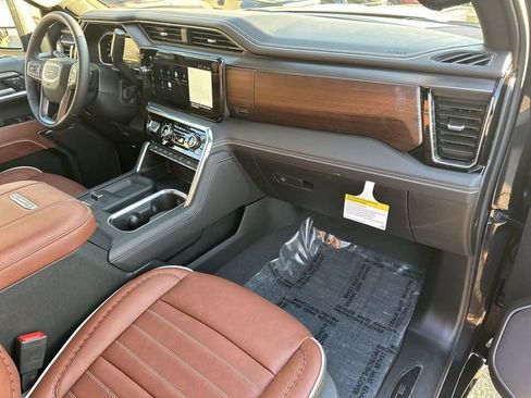 New 2026 GMC Sierra 2500 Denali Ultimate w/ Max Trailering Package image 30