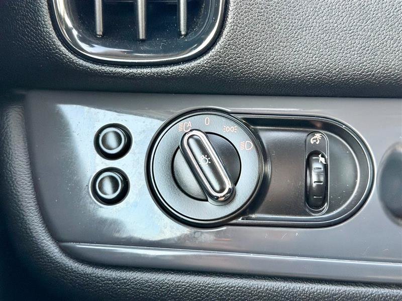 Used 2018 MINI Cooper Countryman ALL4 AWD/4WD image 20