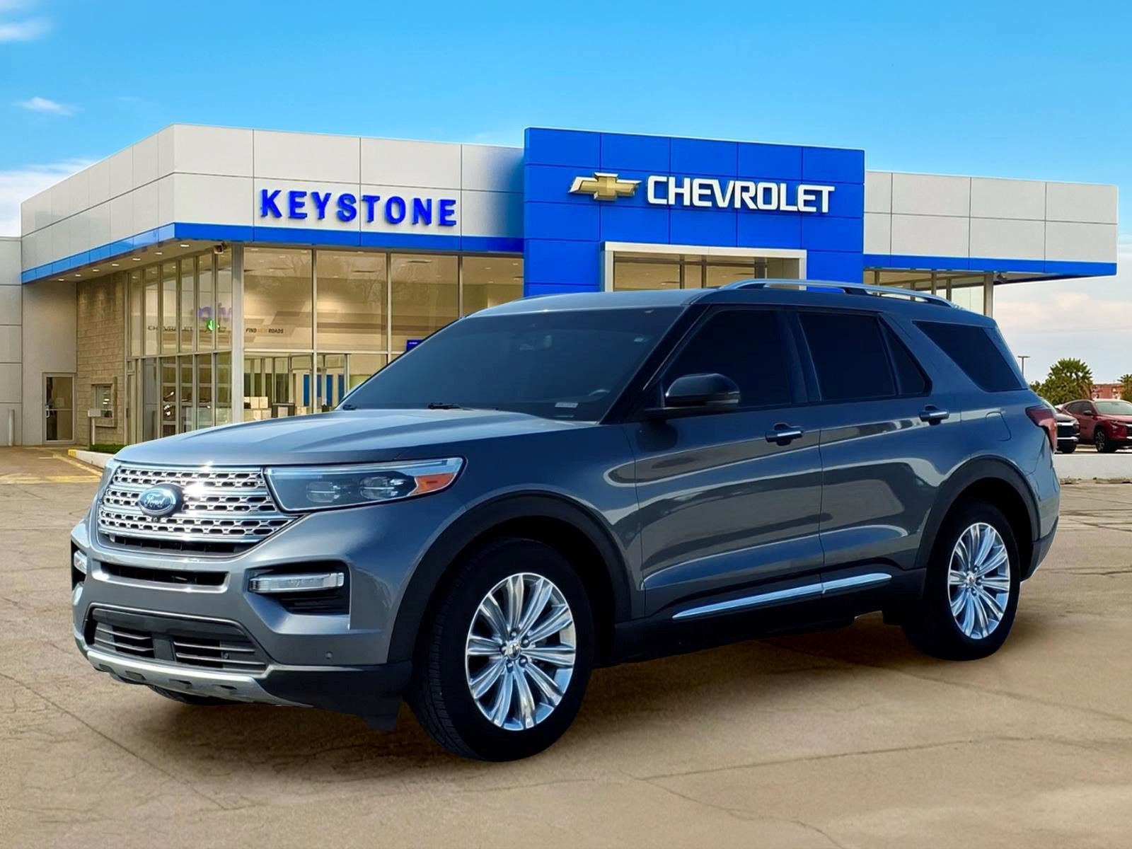Used 2021 Ford Explorer Limited w/ Equipment Group 301A RWD image 3