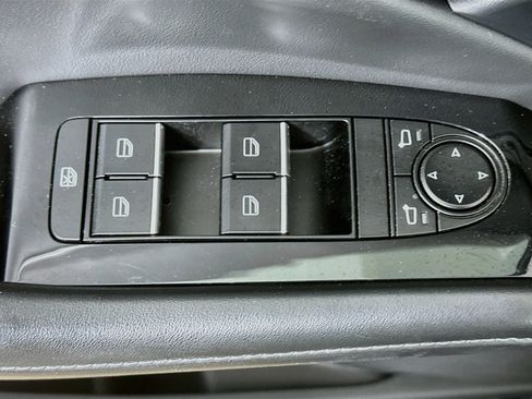 Used 2025 MAZDA CX-30 AWD 2.5 S w/ Select Sport Pkg image 15