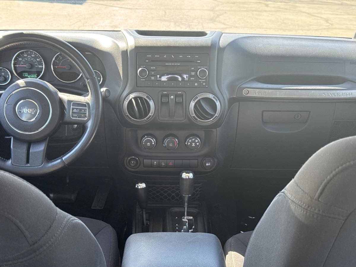 Used 2014 Jeep Wrangler Sport w/ Quick Order Package 24S AWD/4WD image 11