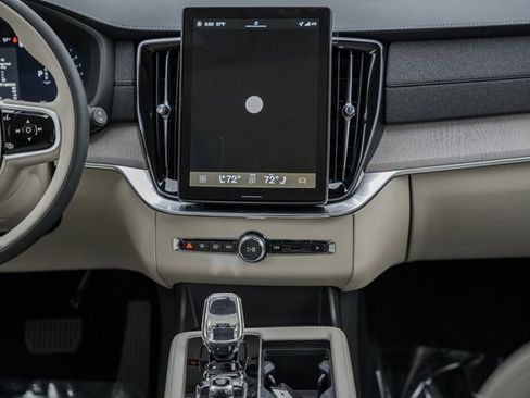 New 2026 Volvo XC90 B6 Ultra w/ Lounge Package image 21