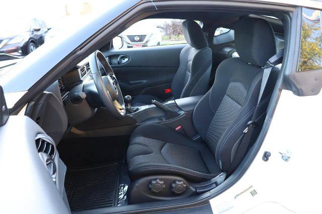 Certified 2026 Nissan Z Performance w/ Floor Mat Package RWD image 8