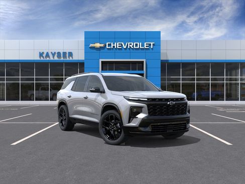 New 2026 Chevrolet Traverse RS w/ LPO, Floor Liner Package FWD image 47
