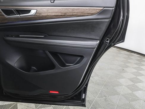 Used 2024 Volkswagen Atlas SEL Premium R-Line image 47