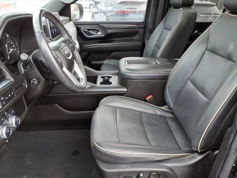 Used 2021 GMC Yukon SLT w/ SLT Premium Package image 5