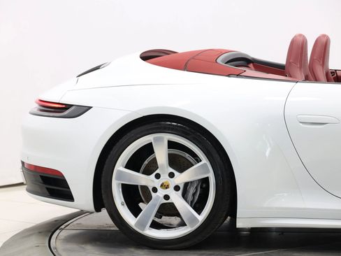 Used 2022 Porsche 911 Carrera image 73