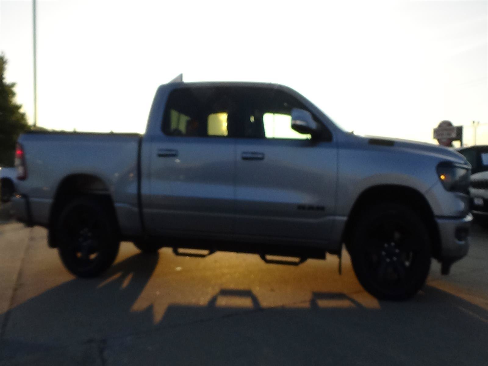 Used 2020 RAM 1500 Big Horn AWD/4WD image 5