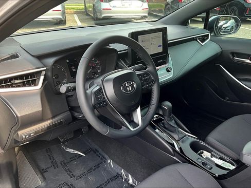Used 2025 Toyota Corolla SE FWD image 13