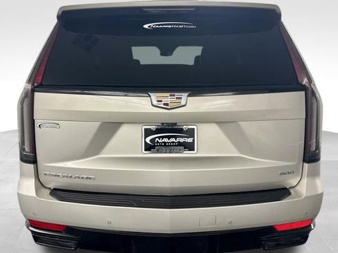 Used 2021 Cadillac Escalade Sport RWD image 8