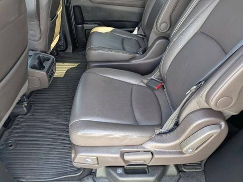 Used 2018 Honda Odyssey Touring image 14
